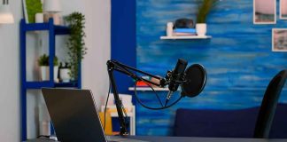 Kelce Brothers Aim for $100M Podcast Deal, Shaking Up Digital Media Landscape