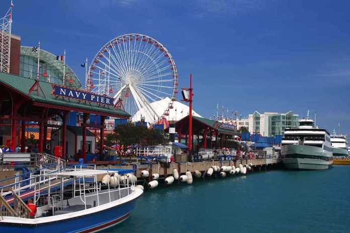 shutterstock_4185208.jpg Navy Pier in Chicago with a ferris wheel and boats along the waterfront