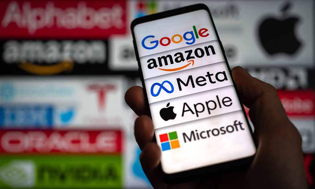 2297530397 featured image Hand holding phone displaying tech company logos