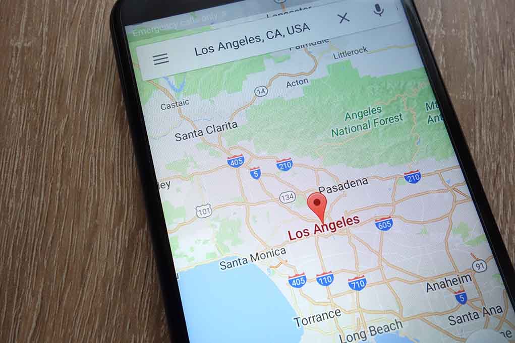 1114605992 featured image Map of Los Angeles on a smartphone screen
