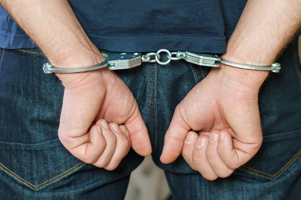 1916737259 featured image Person in handcuffs behind their back