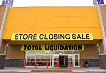208-Year Brand Collapses – Shutting Down Exterior of a store with a large sign announcing a closing sale and total liquidation