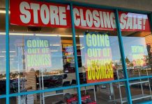ICONIC Restuarant Brand COLLAPSES – Shutting Down Locations! Store closing sale with going out of business signs.