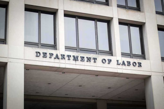 shutterstock_630435077 Department of Labor building facade