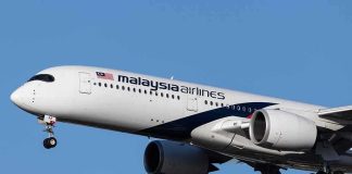 Prime Minister’s Bombshell Claim – Then Silence Malaysia Airlines jet on final approach with landing gear down